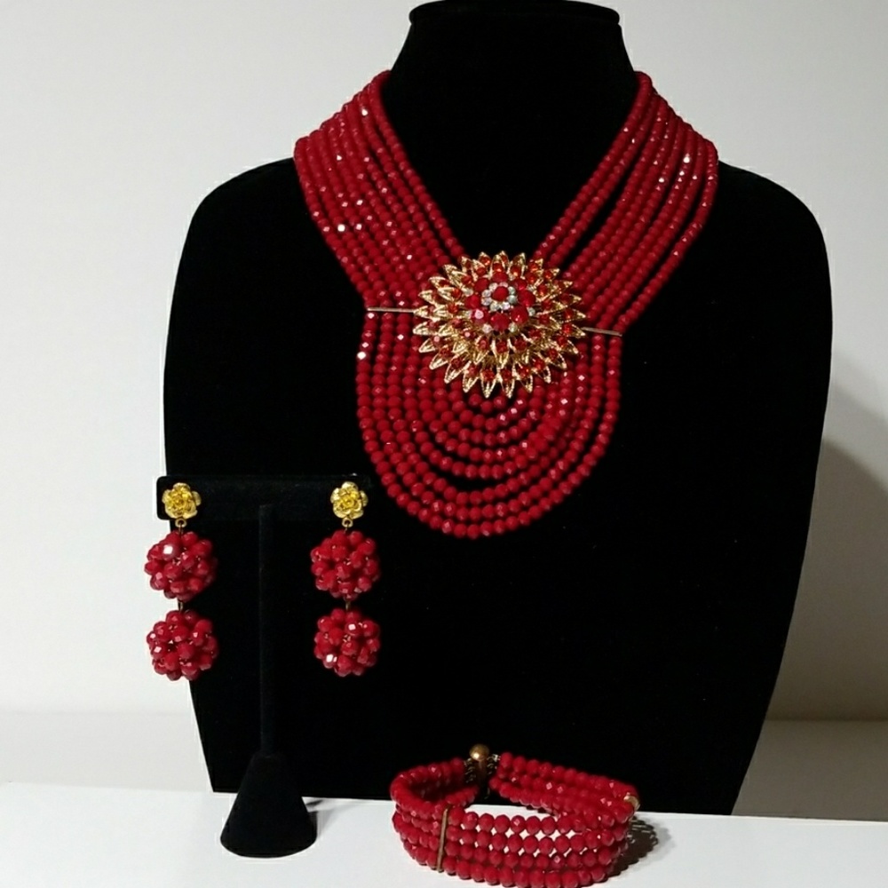 Red 3 piece Jewelry ( necklace,bracelet & earrings - Picture 6 of 8